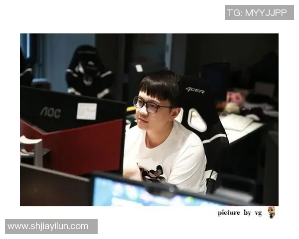 深入解析DOTA2RNG战队技术策略与比赛表现的关键因素